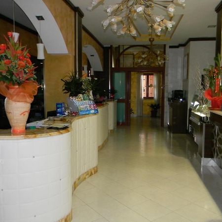 Hotel Mi.Ro. Casalnuovo Di Napoli Kültér fotó